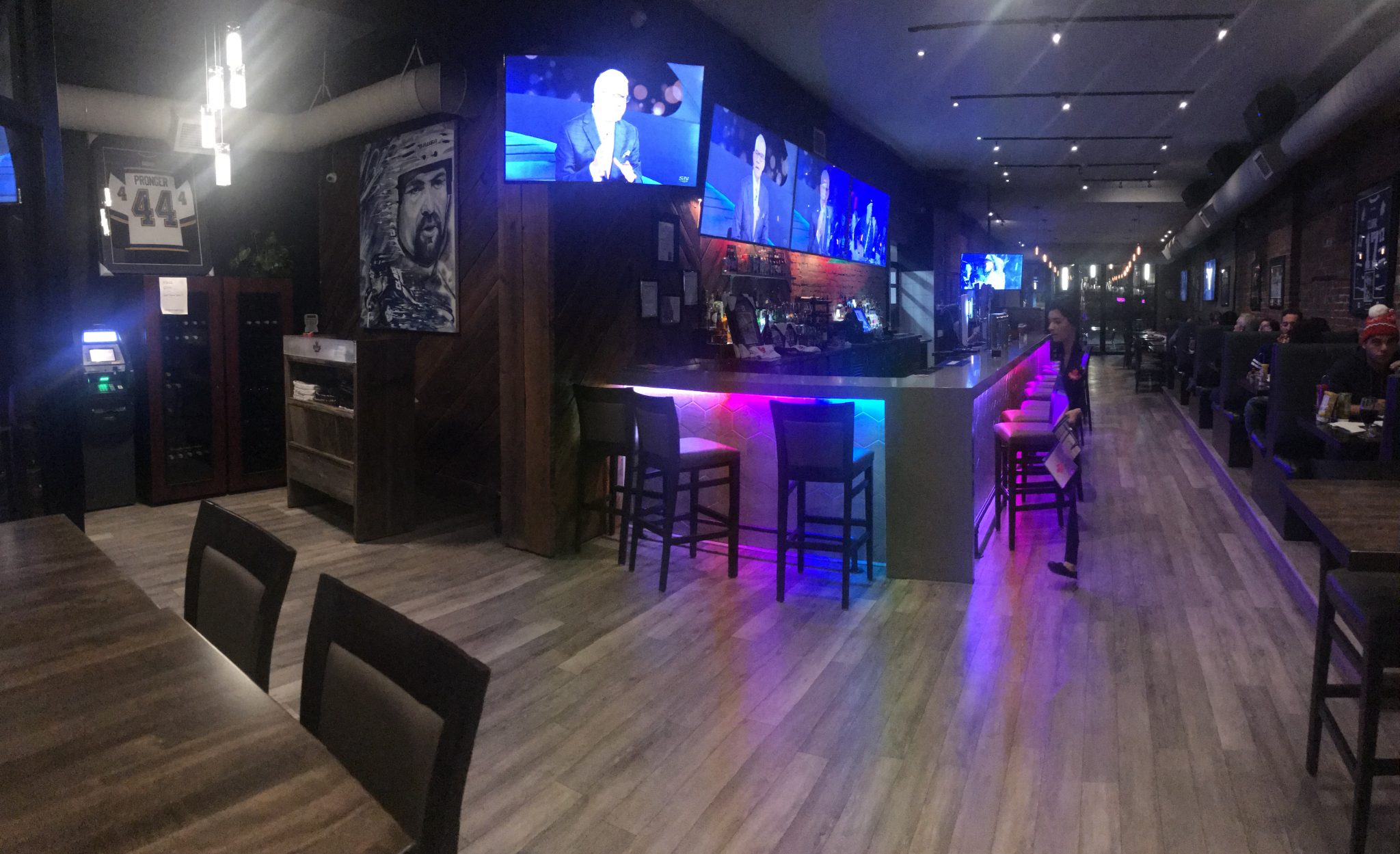 Group Bookings – Wendel Clark's Classic Grill and Bar